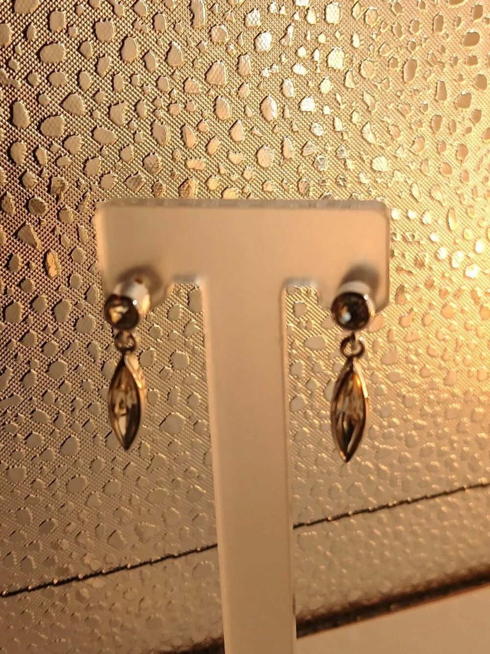 Signed Nina Ricci Y2K Vintage Crystal Dangle Earrings Lightweight Sparkly - Picture 1 of 6
